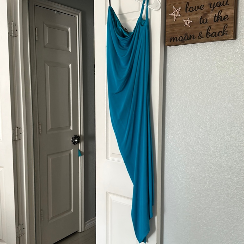 Size small one shoulder asymmetrical bodycon midi turquoise Bebe dress